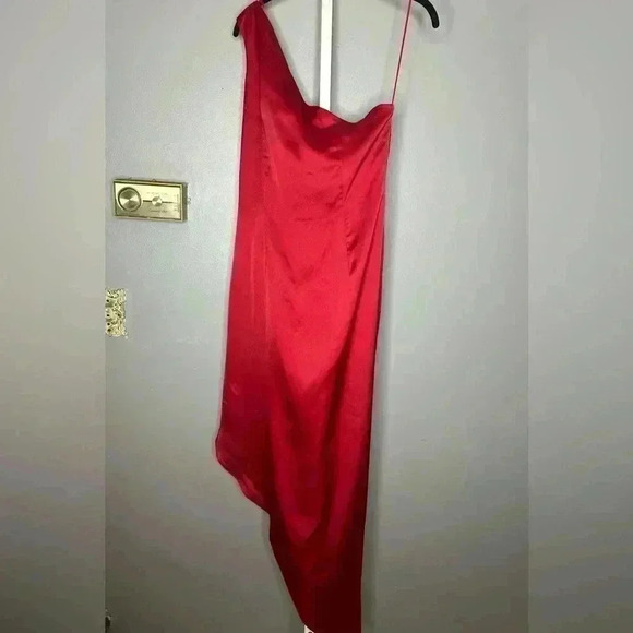 ASOS NWOT satin one-shoulder drape midi dress in red size 8 - Picture 7 of 10